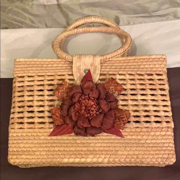 Woven Carry All Purse - Picture 2 of 6